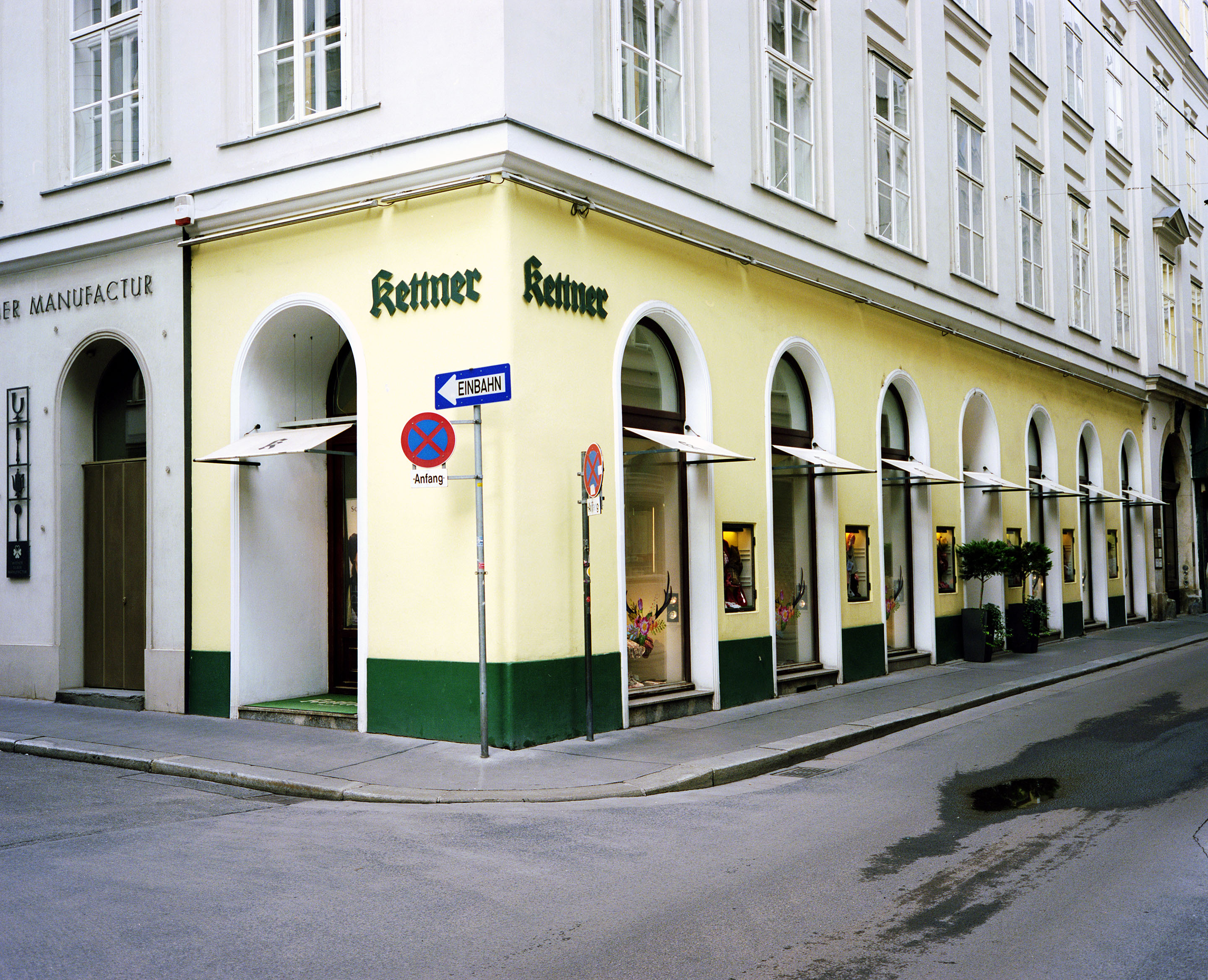 img/1809-austria-vienna-makina67-kodak-portra/1809-austria-vienna-makina67-kodak-portra-01.jpg