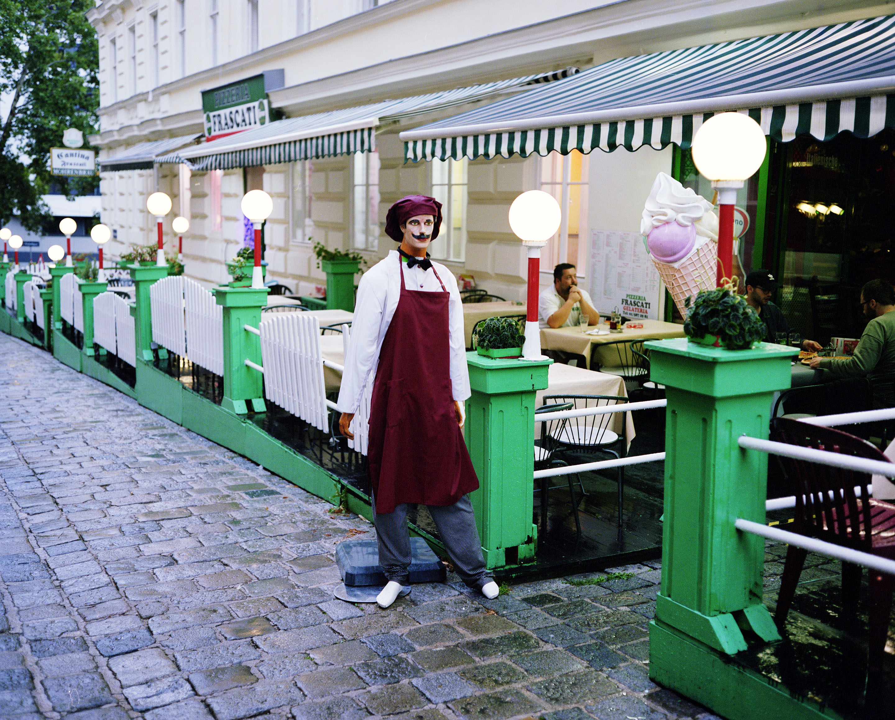 img/1809-austria-vienna-makina67-kodak-portra/1809-austria-vienna-makina67-kodak-portra-06.jpg