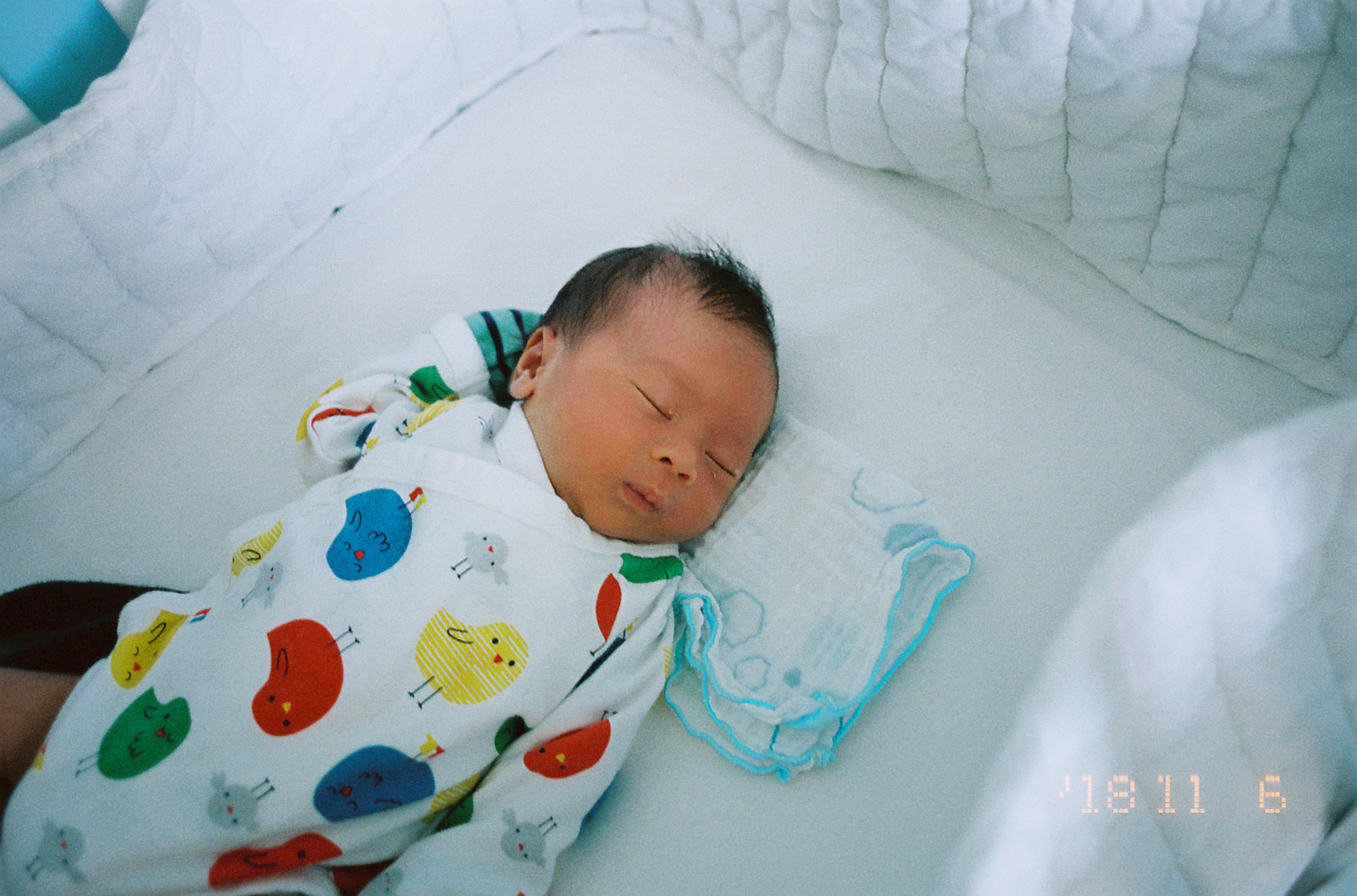 img/1810-hongkong-truman-1stmonth-nikon28ti-contaxt2-kodak-portra/tat-tso-1810-hongkong-truman-1stmonth-nikon28ti-contaxt2-kodak-portra-20.jpg