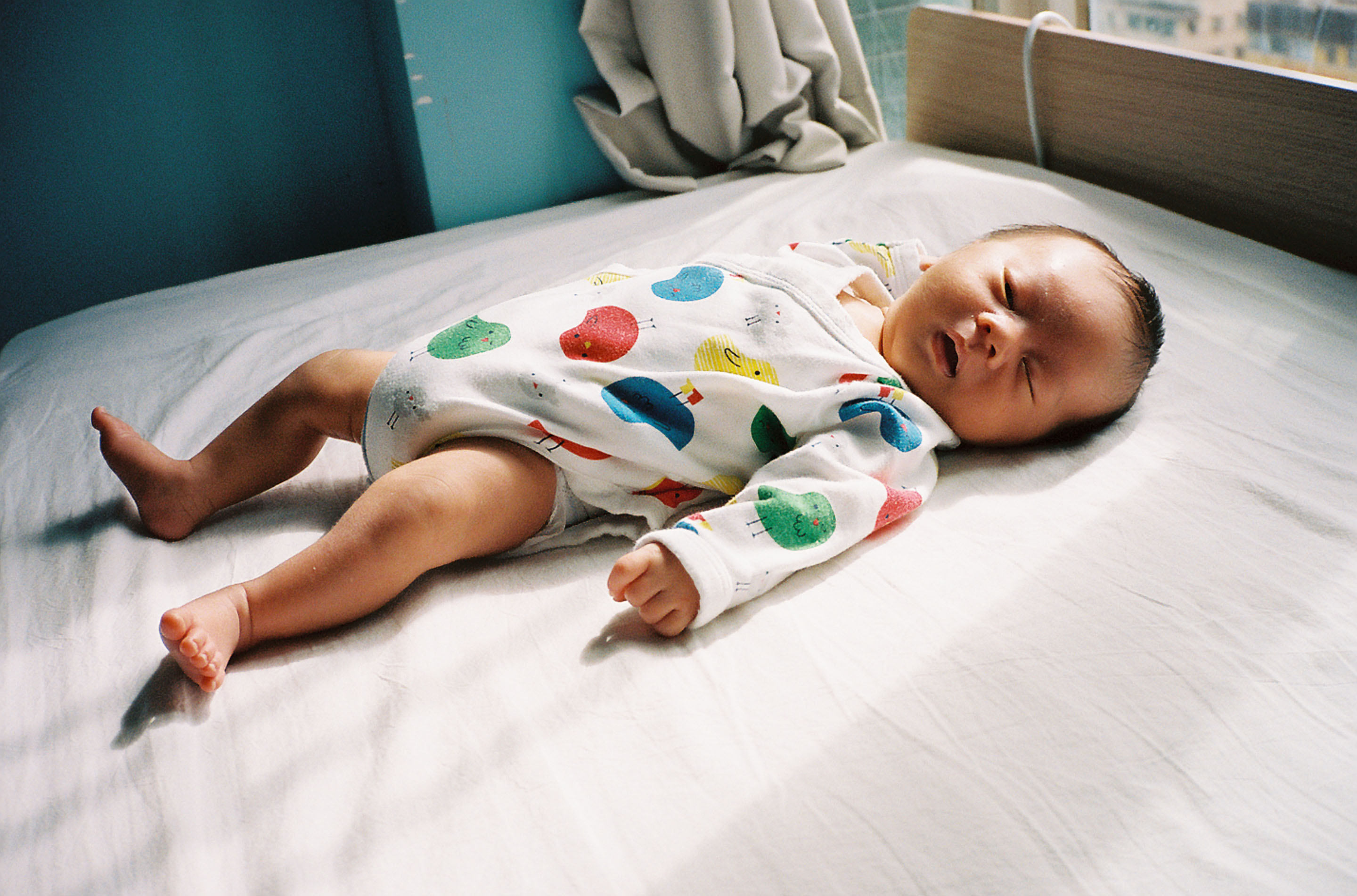 img/1810-hongkong-truman-1stmonth-nikon28ti-contaxt2-kodak-portra/tat-tso-1810-hongkong-truman-1stmonth-nikon28ti-contaxt2-kodak-portra-35.jpg