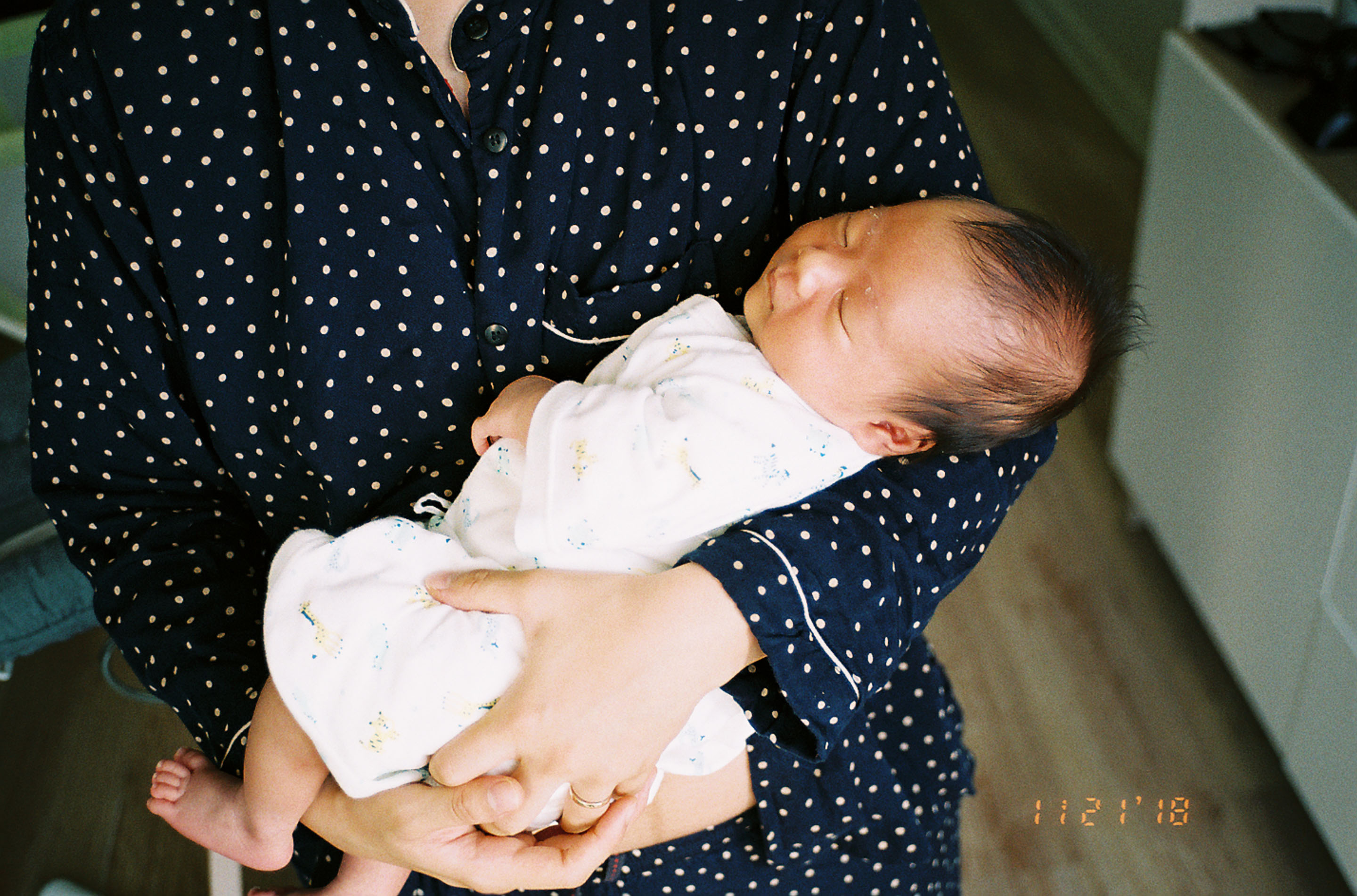 img/1810-hongkong-truman-1stmonth-nikon28ti-contaxt2-kodak-portra/tat-tso-1810-hongkong-truman-1stmonth-nikon28ti-contaxt2-kodak-portra-43.jpg