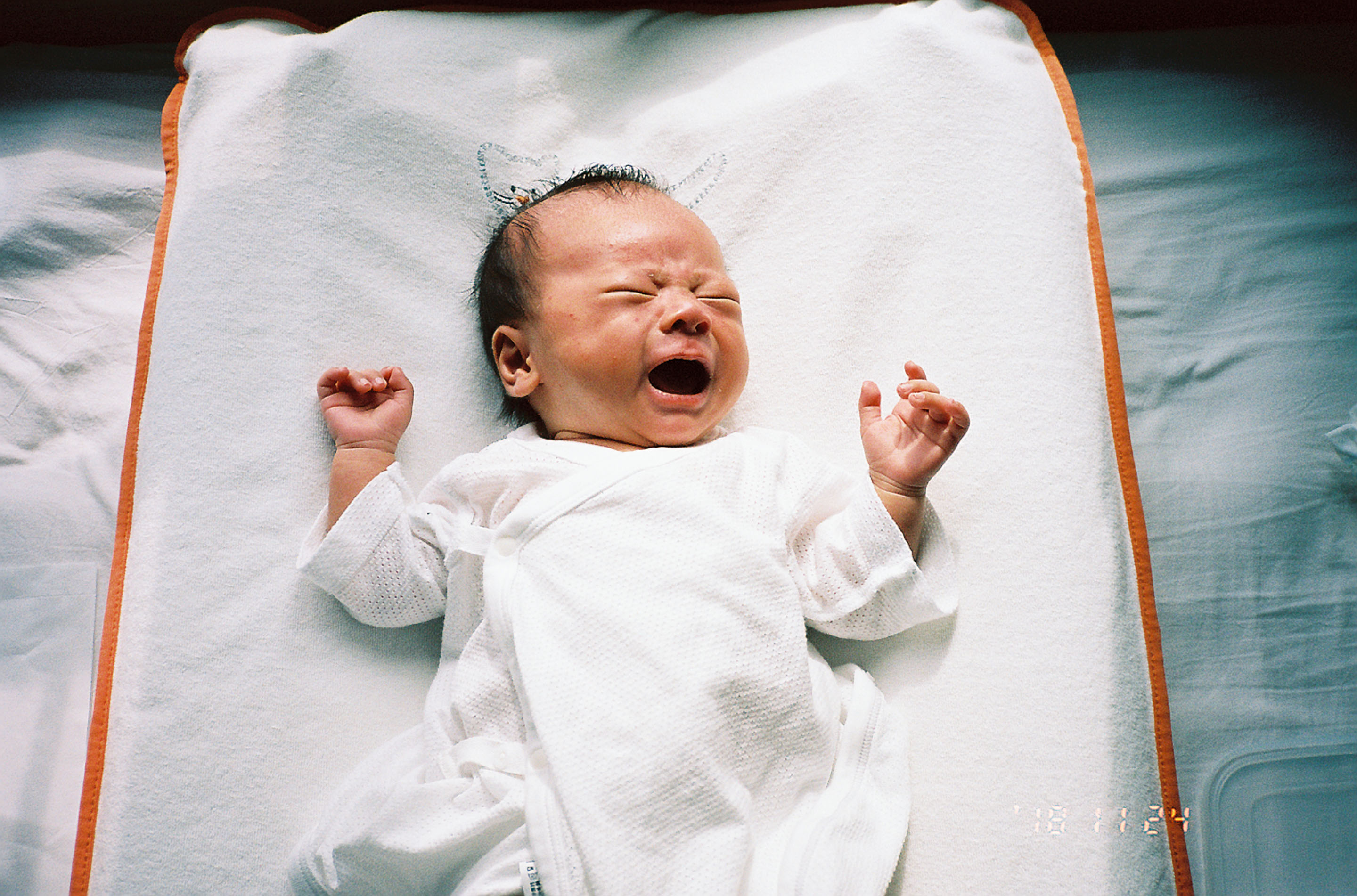 img/1810-hongkong-truman-1stmonth-nikon28ti-contaxt2-kodak-portra/tat-tso-1810-hongkong-truman-1stmonth-nikon28ti-contaxt2-kodak-portra-49.jpg