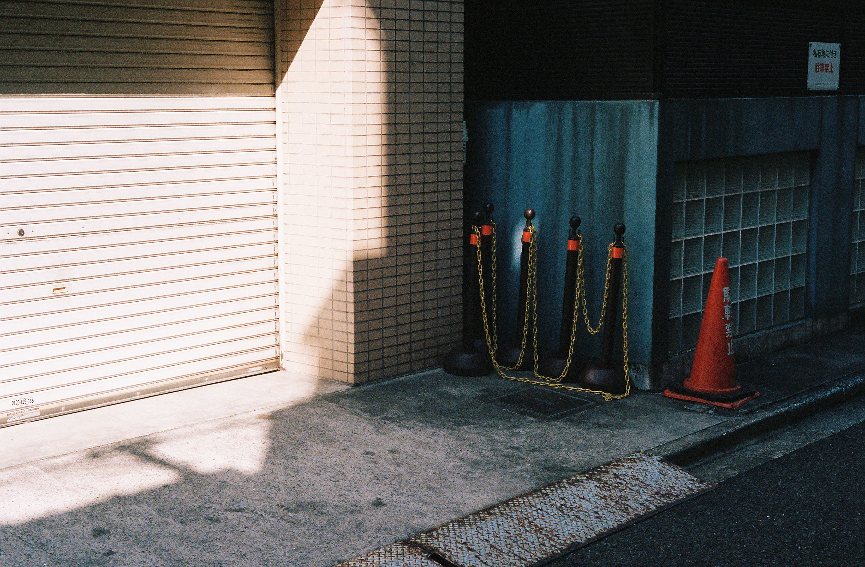 img/1903-japan-tokyo-cpplus-2019-leicam2-autoboyd5-contaxt3-kodak-portra/tat-tso-1903-japan-tokyo-cpplus-2019-leicam2-autoboyd5-contaxt3-kodak-portra-03.jpg